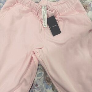 Fabletics Women’s size Large short sweatpants